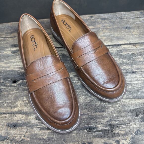 Earth Women’s Brown Leather Penny Loafer Flats Comfort Slip-On Shoes Size 7.5W - Picture 2 of 10
